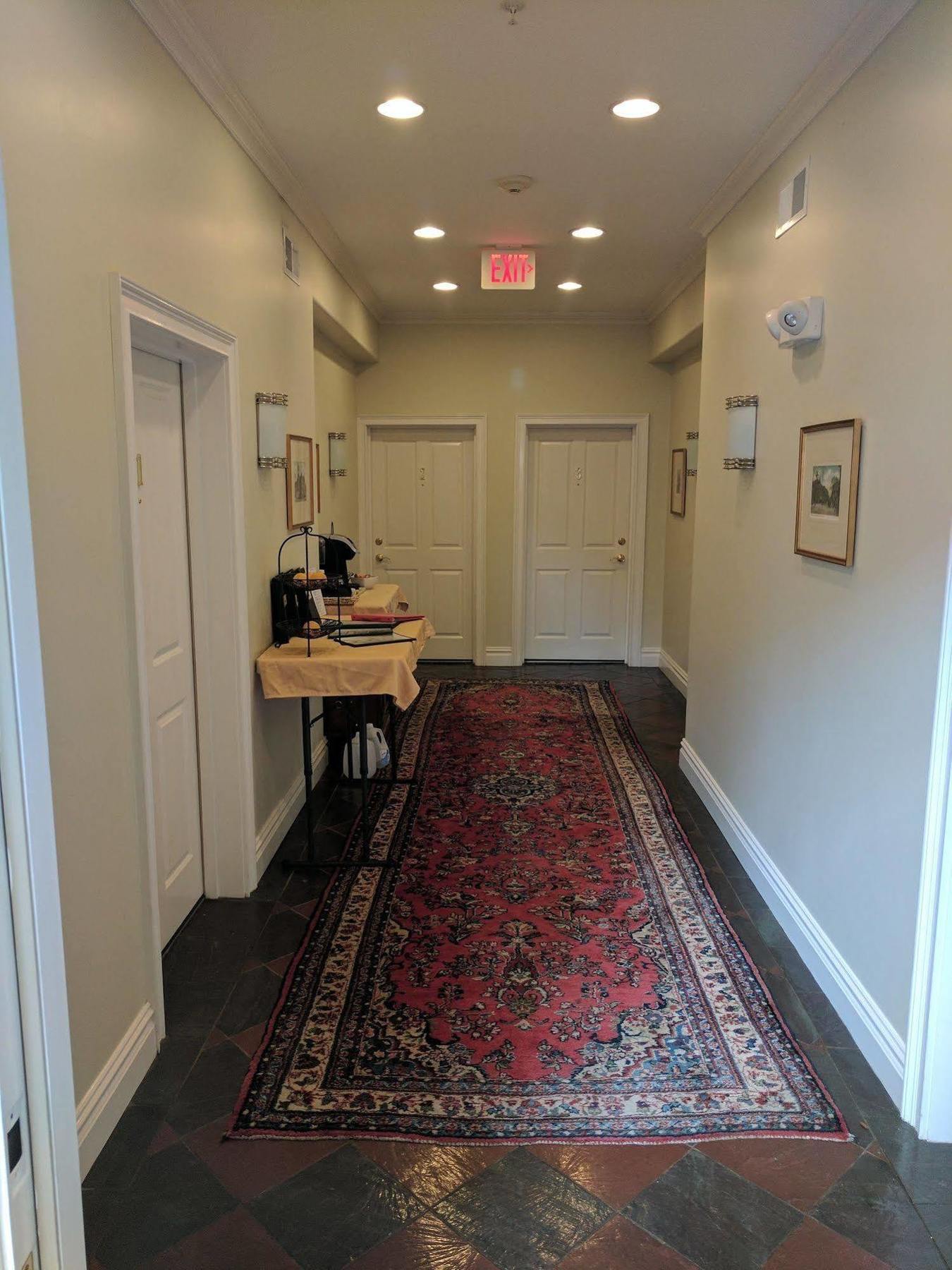 Aparthotel Pelham Court 3*