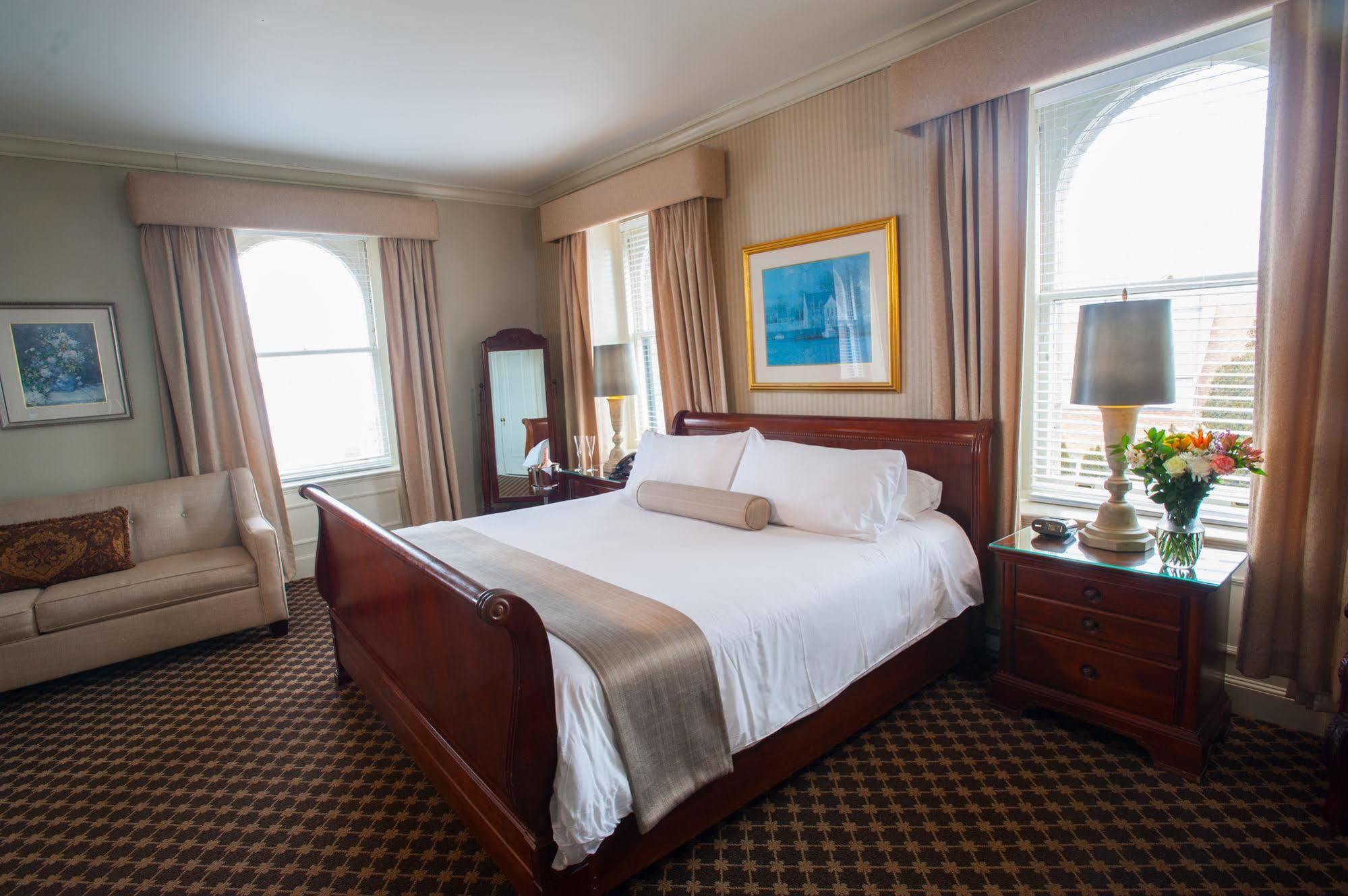 Oceancliff I & Ii Newport