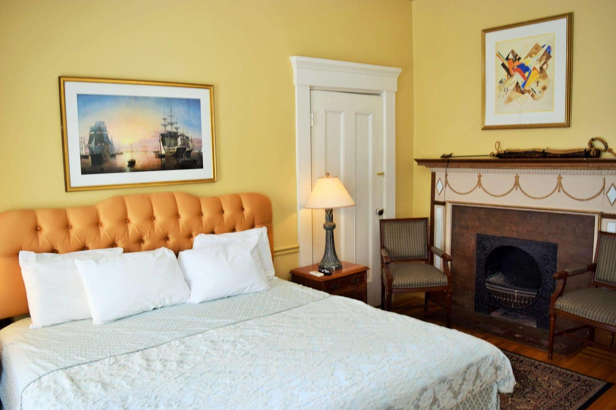 On Bellevue (adults Only) Bed & Breakfast 2*
