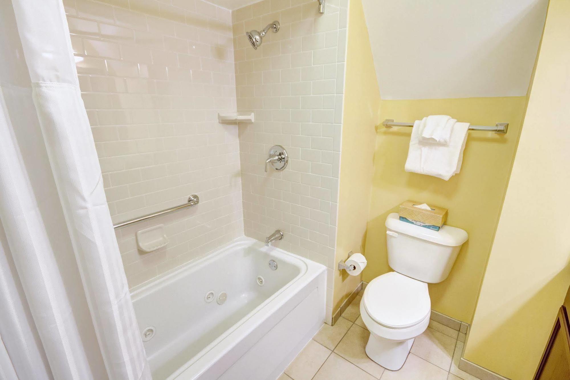 Resort Club Wyndham Long Wharf 3*