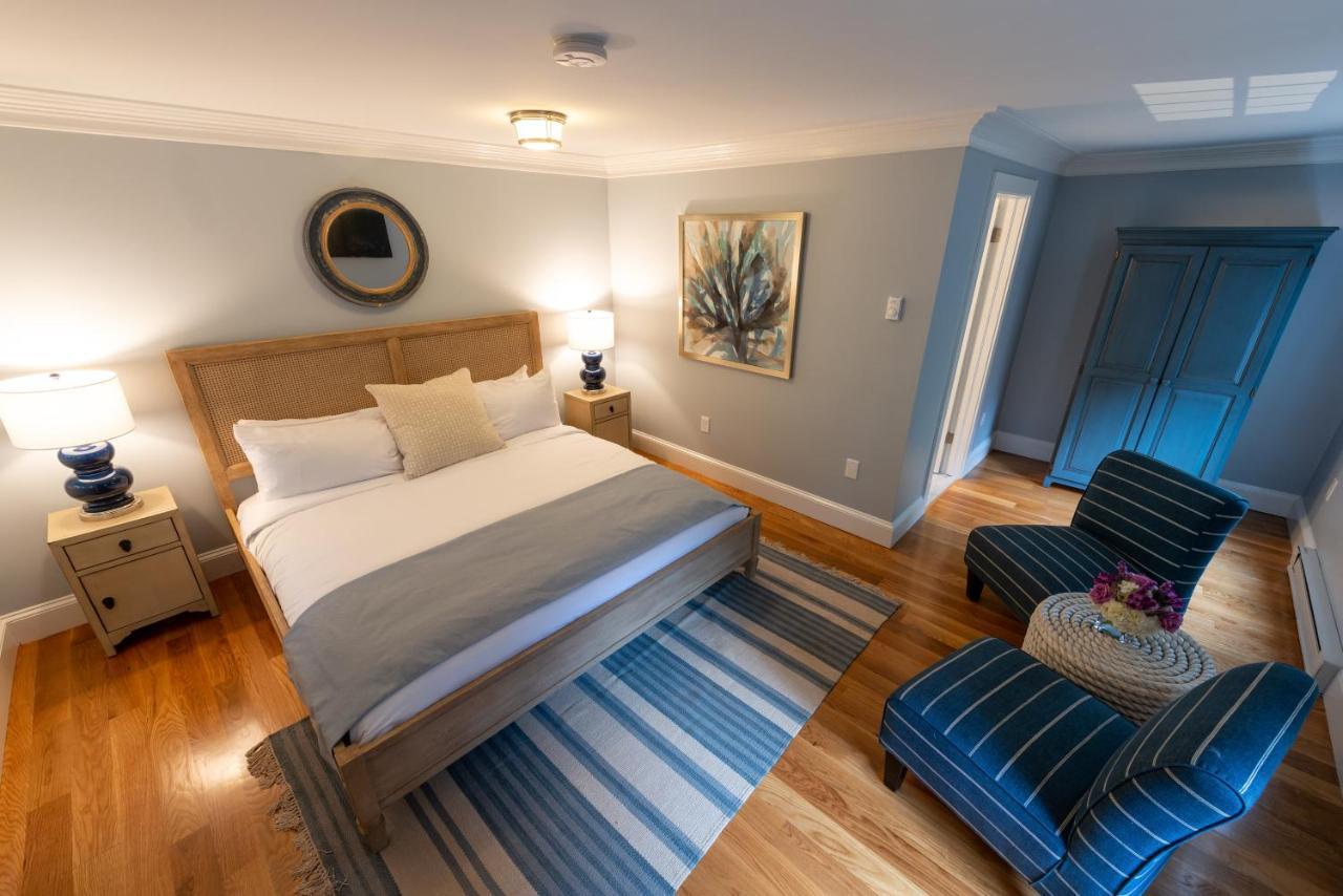 Town & Tide Bed & Breakfast 4*