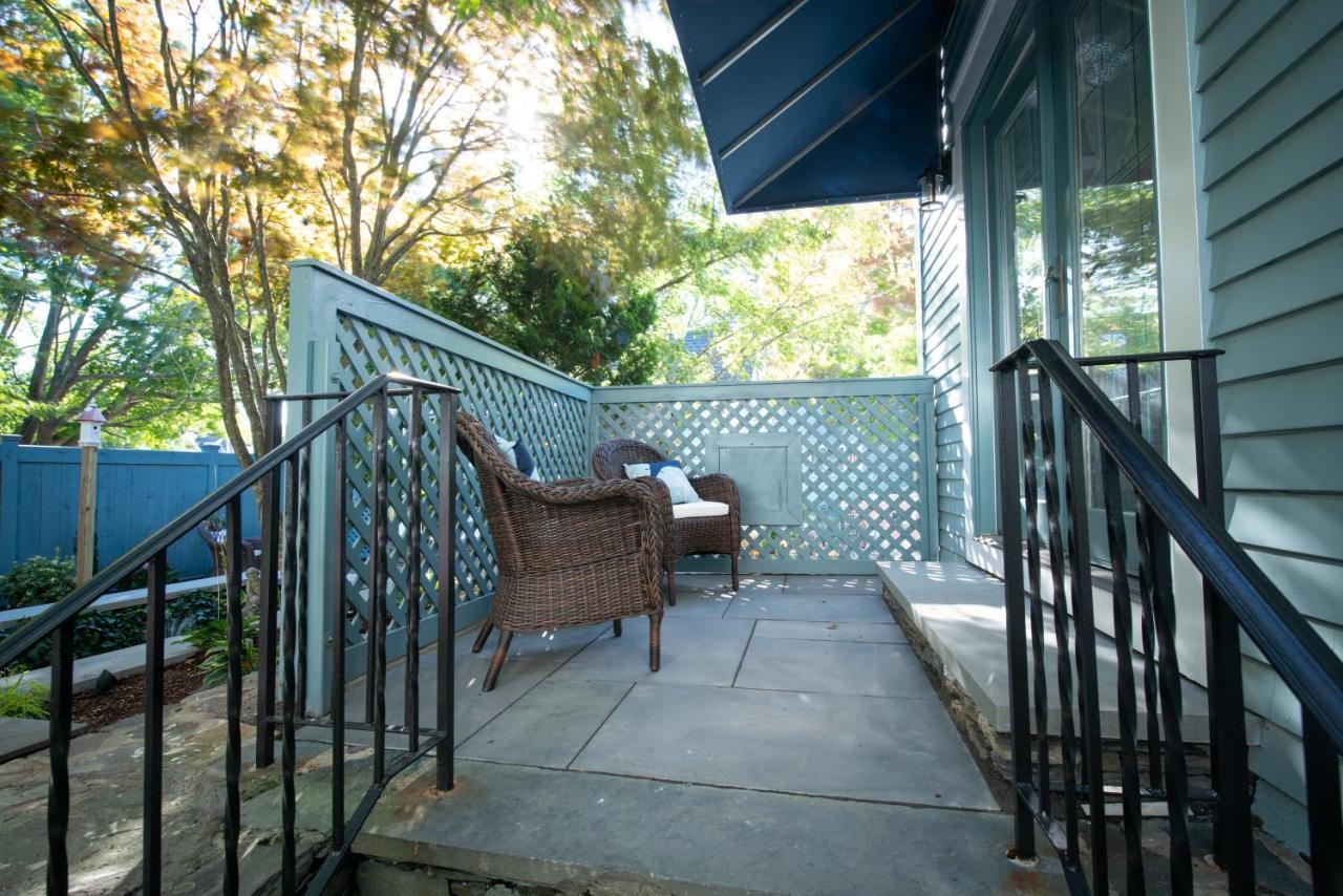 Bed & Breakfast Town & Tide Newport