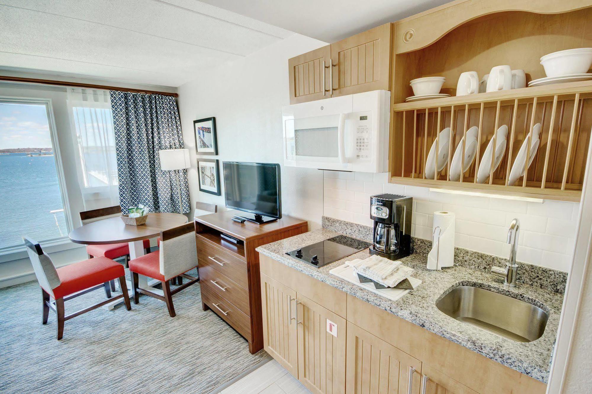 Club Wyndham On The Harbor Resort 4*