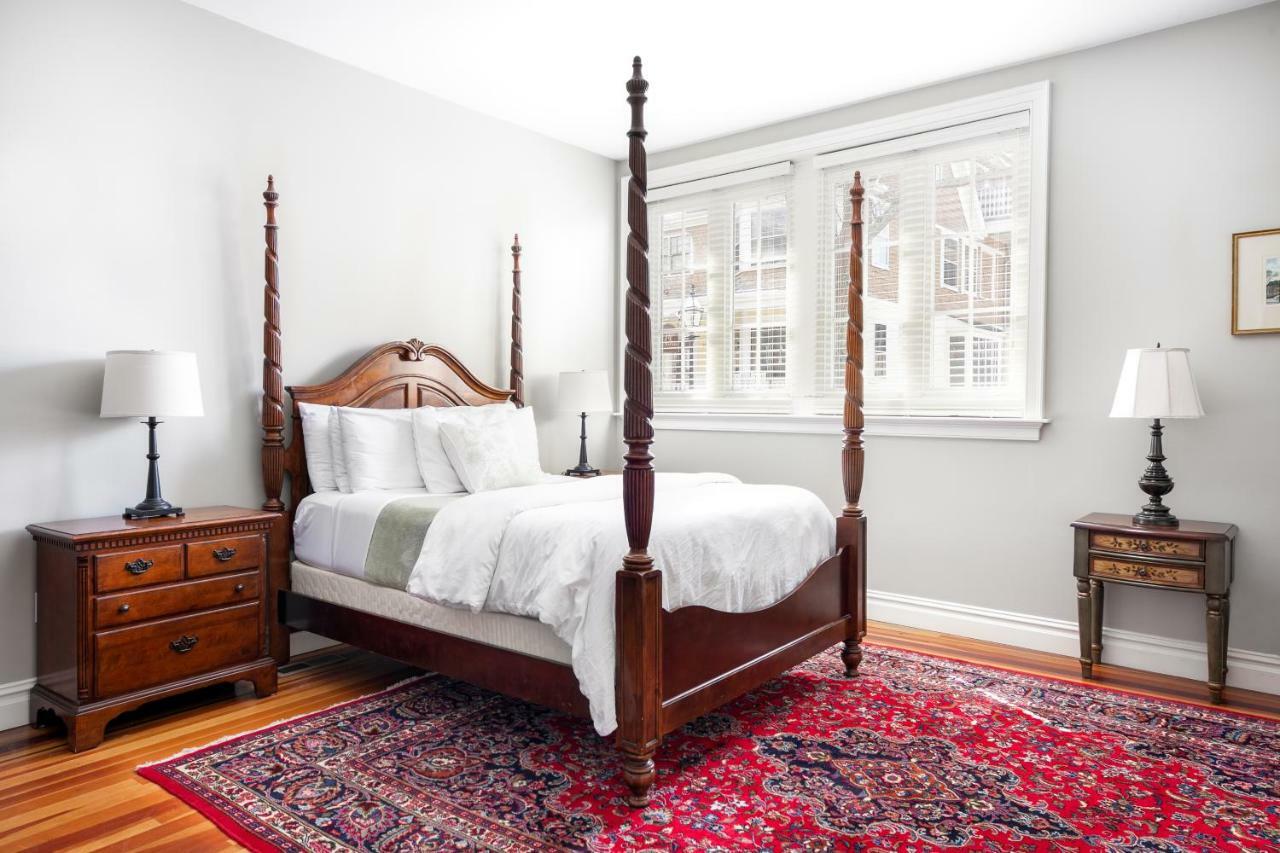 Pelham Court 3*