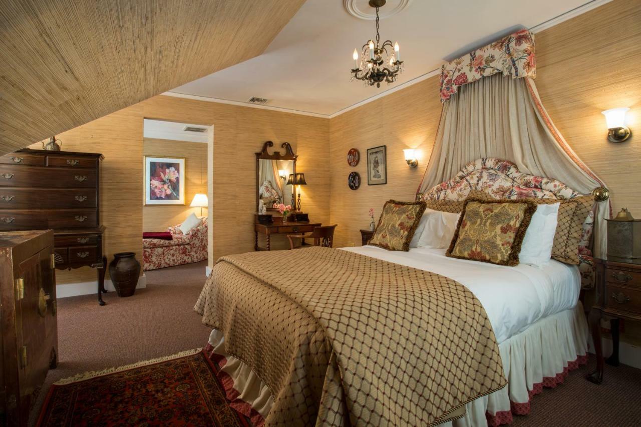 La Farge Perry House Bed & Breakfast Newport