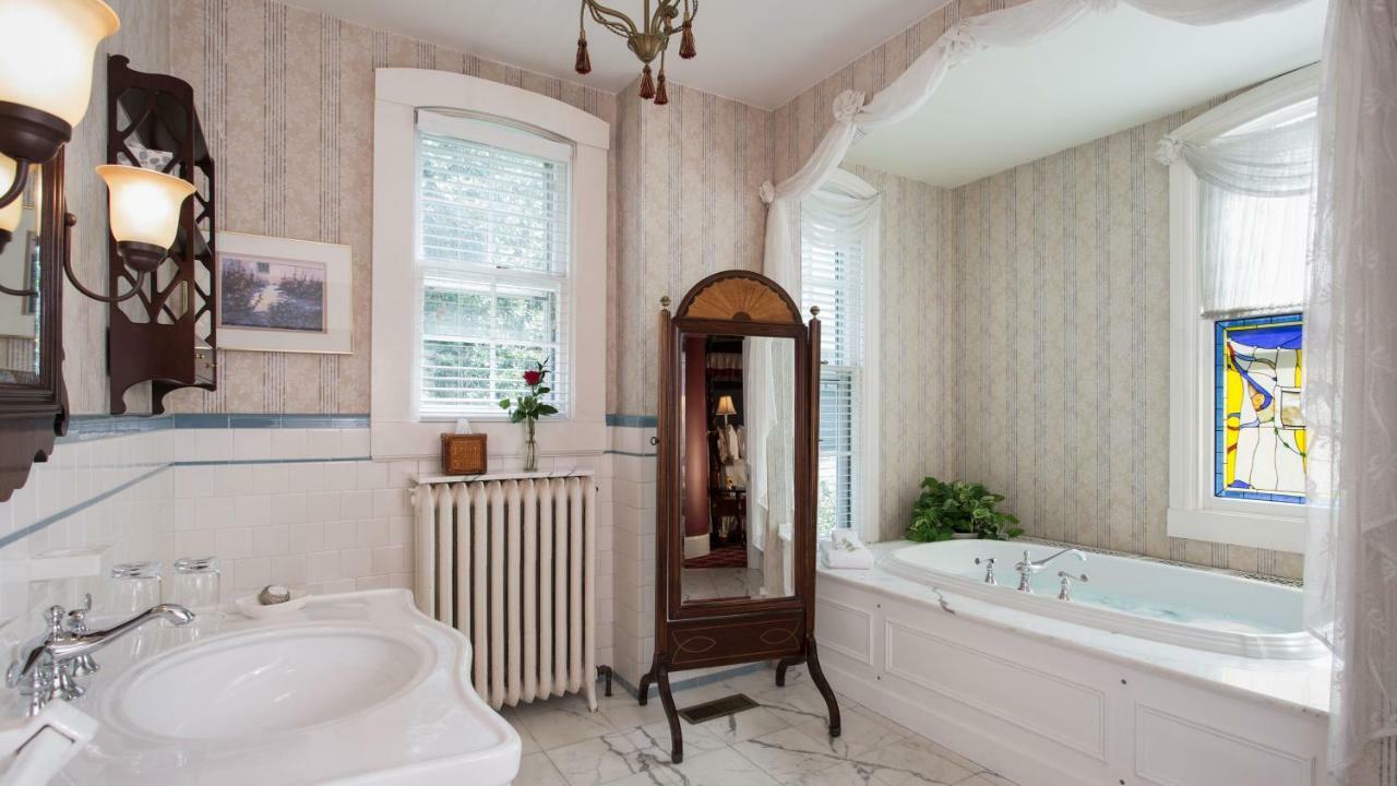 Bed & Breakfast La Farge Perry House Newport