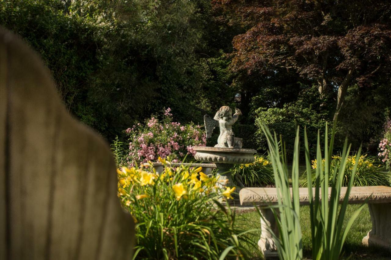 La Farge Perry House 3*