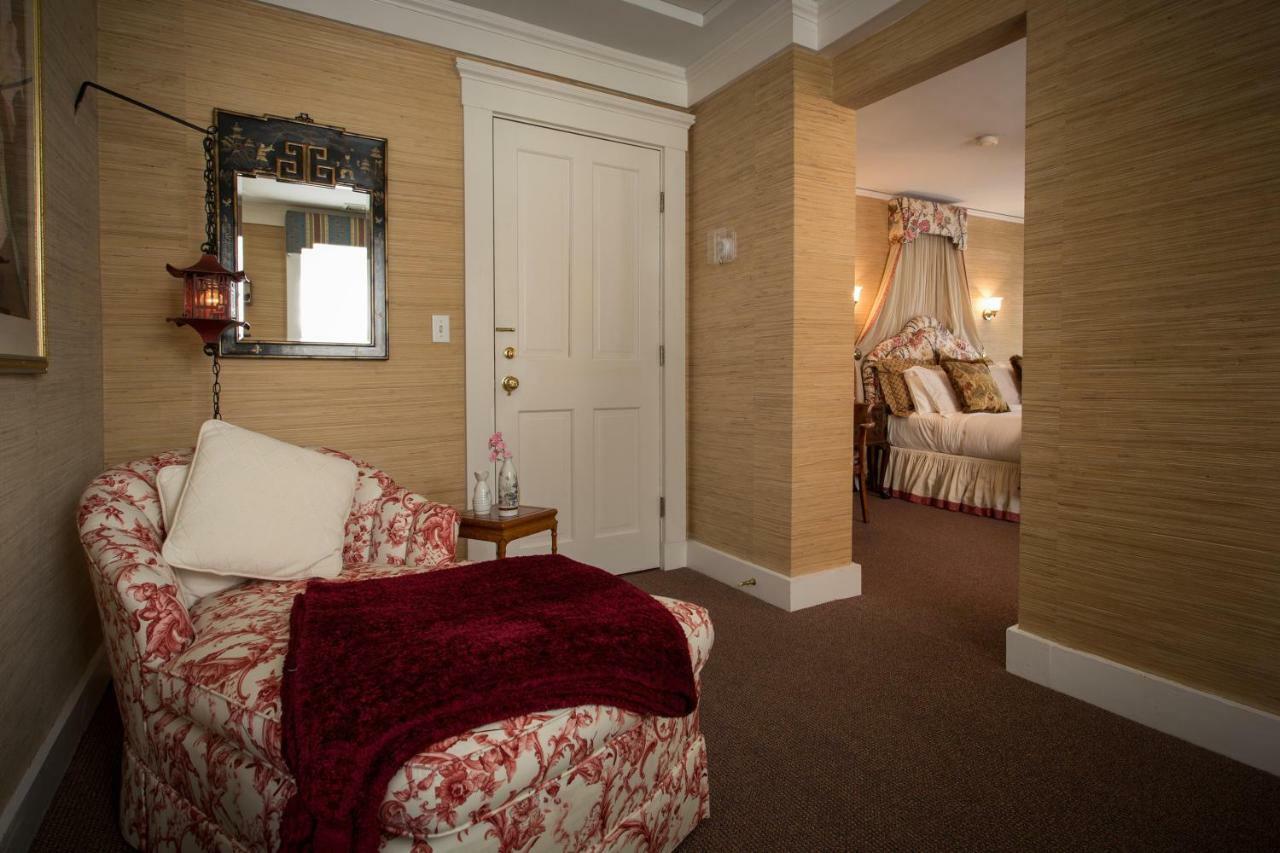 La Farge Perry House Bed & Breakfast Newport