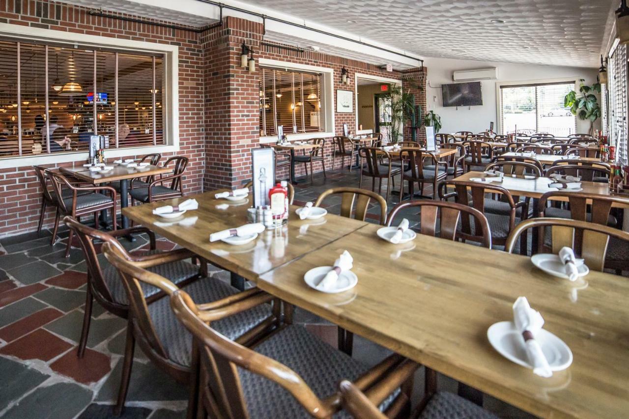 Mainstay And Conference Center 3* Newport