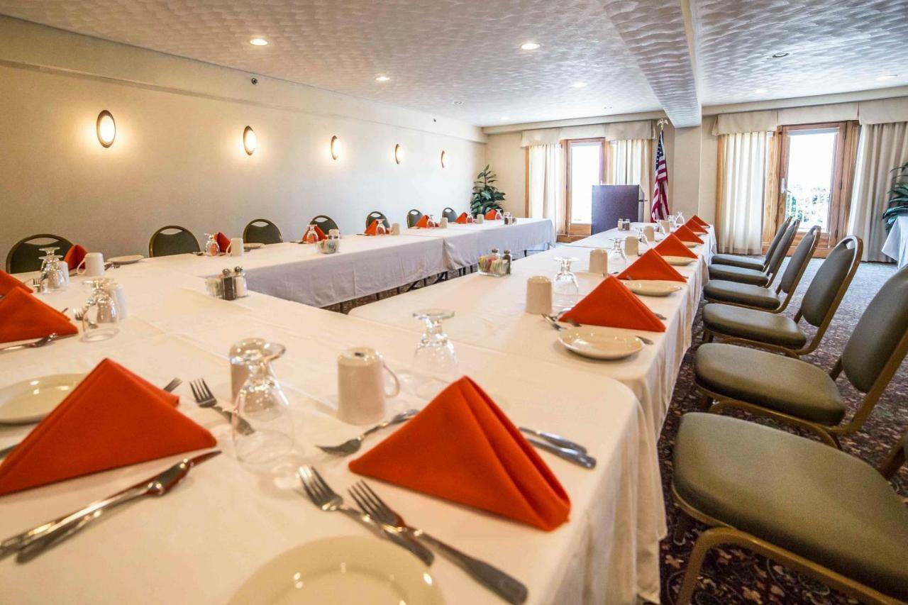Mainstay And Conference Center Hotel