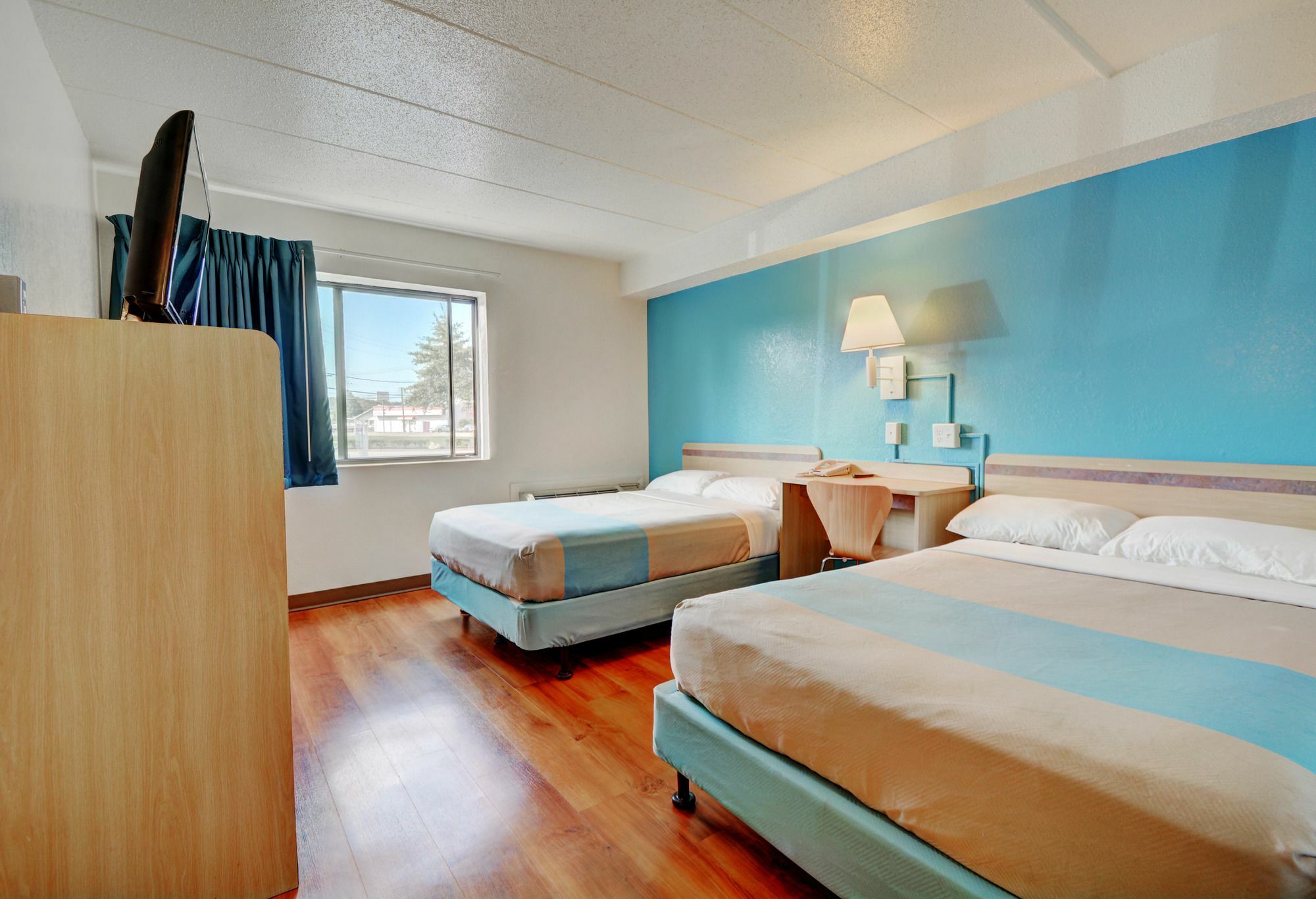 6-newport, Ri Hotel Newport