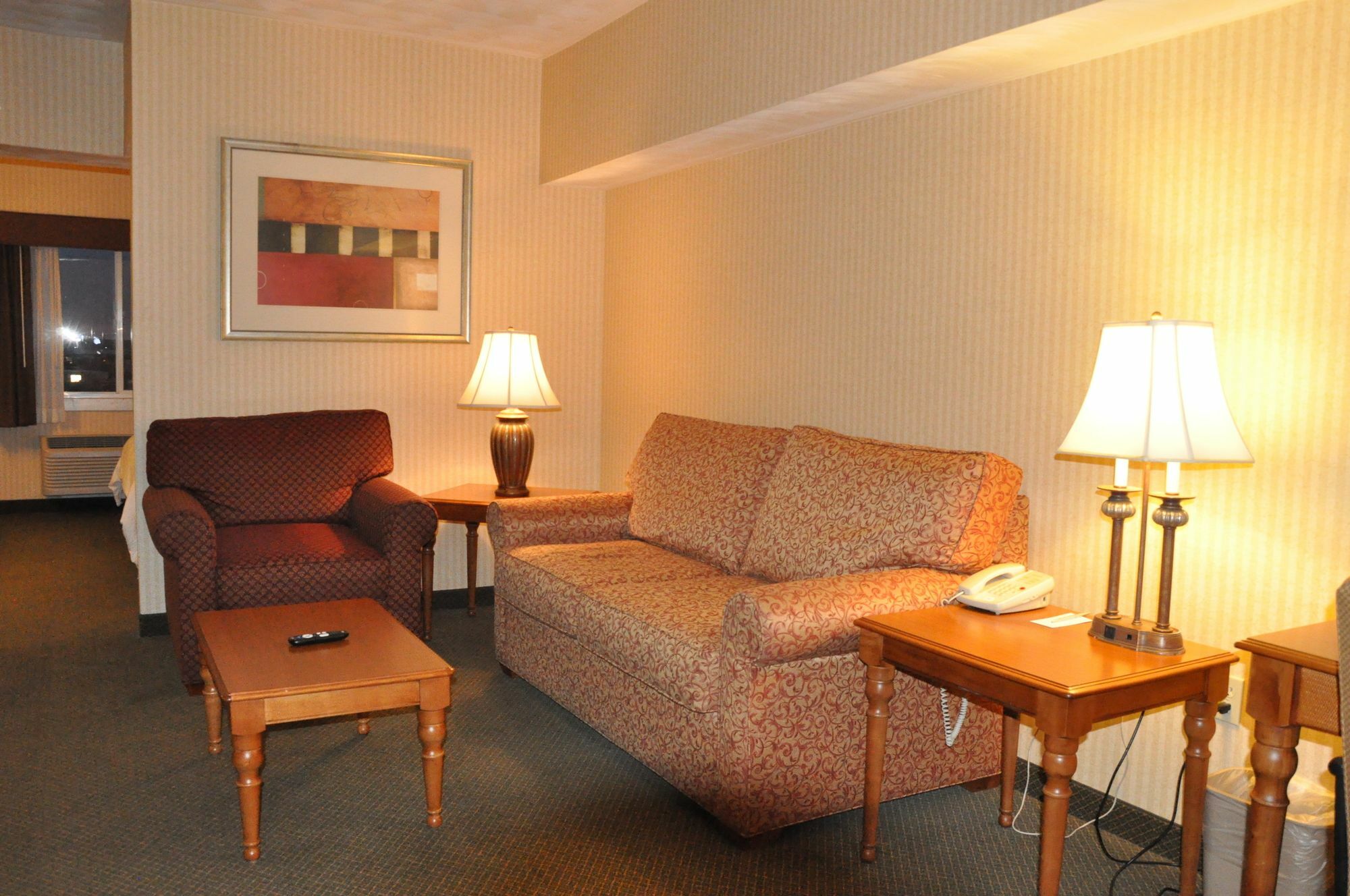Mainstay And Conference Center