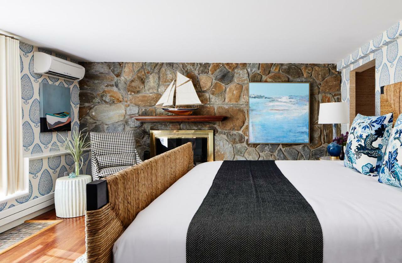 The Cliffside Newport