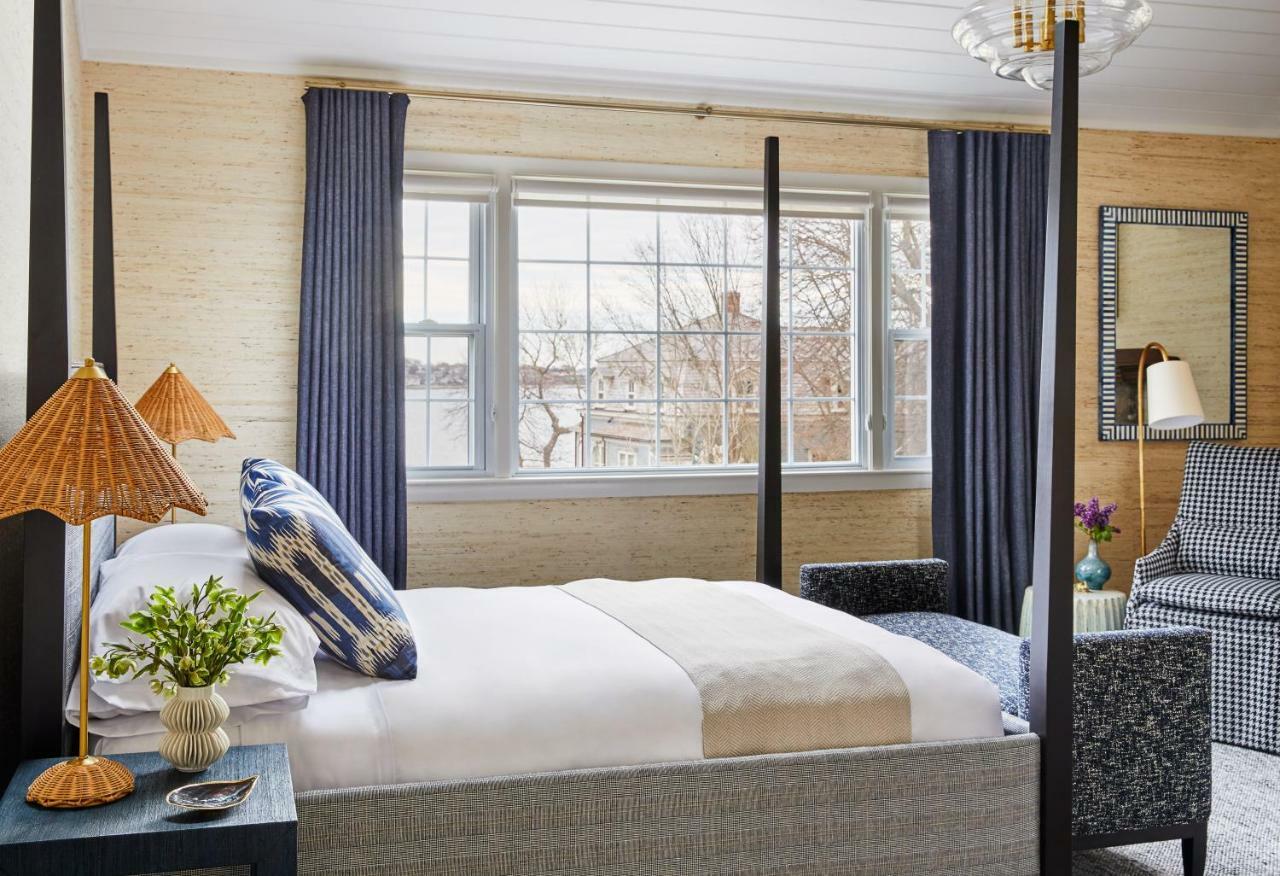 The Cliffside 3* Newport