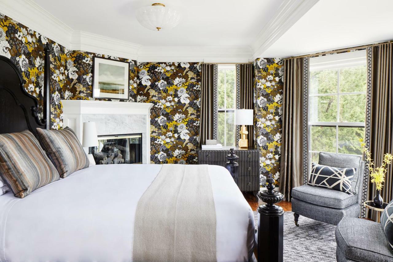 The Cliffside Hotel