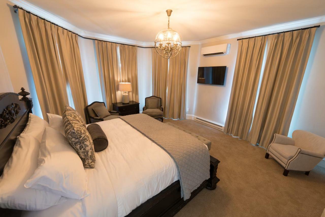 Serenity 4* Newport