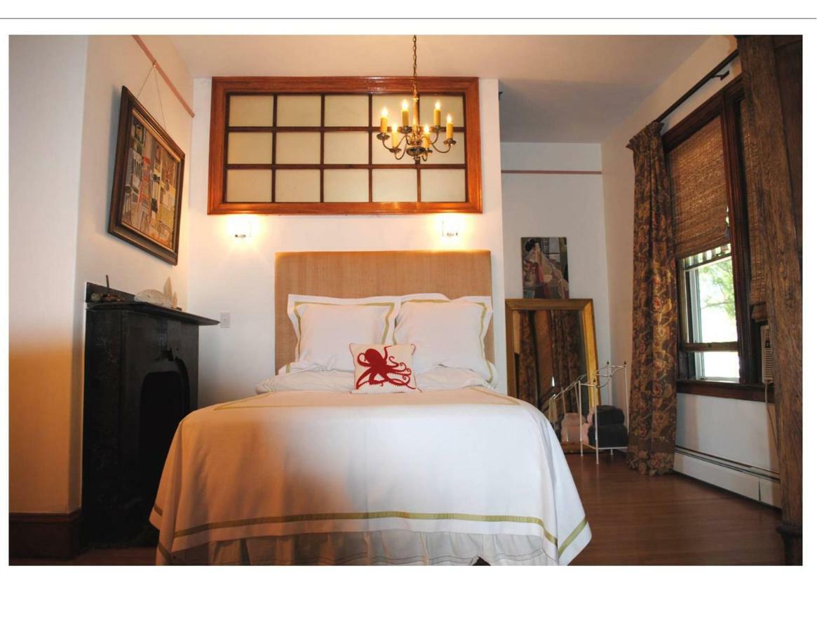 Austin House Bed & Breakfast Newport