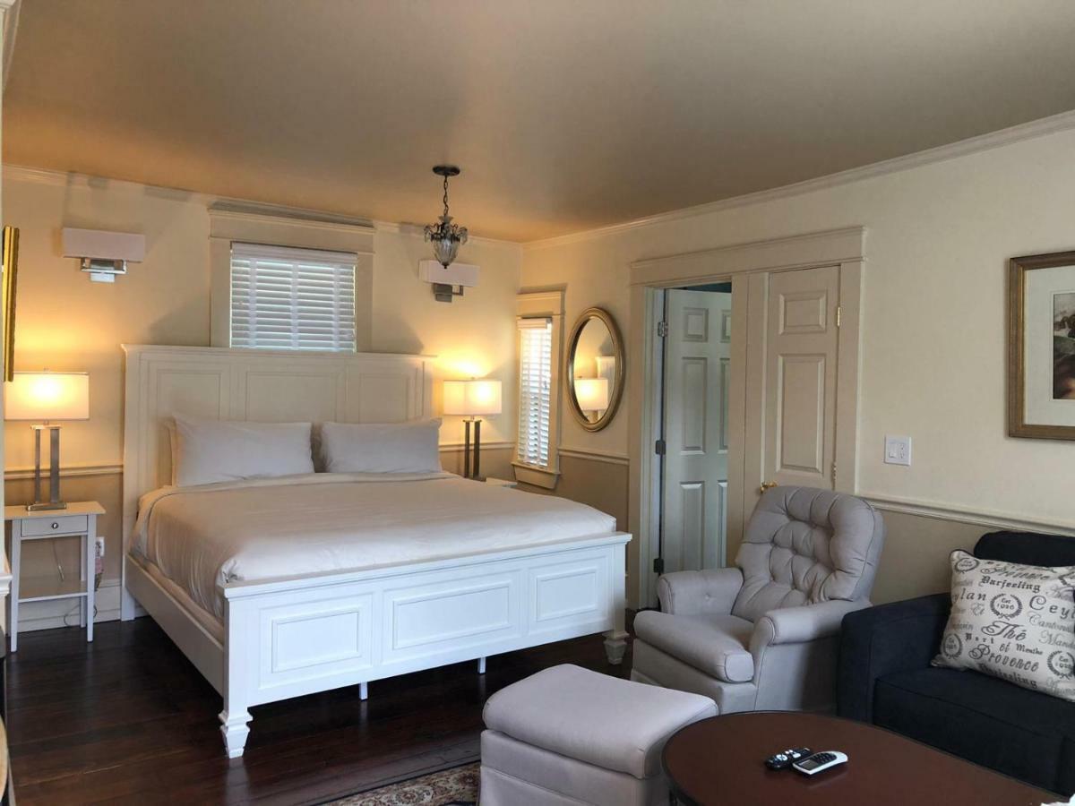 Bed & Breakfast Bellevue Manor 3*