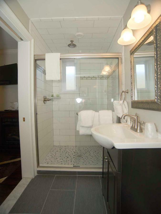 Bellevue Manor Bed & Breakfast Newport