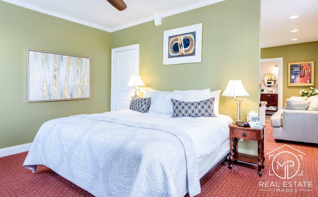Inn Bouchard Restaurant & 4*