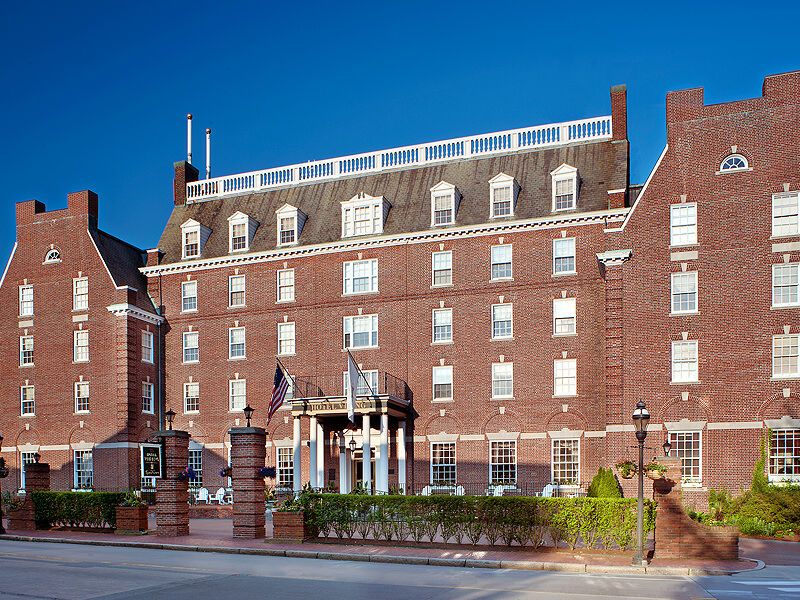 Viking Hotel Newport