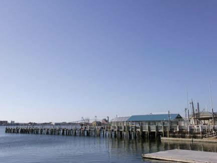 Club Wyndham On Long Wharf