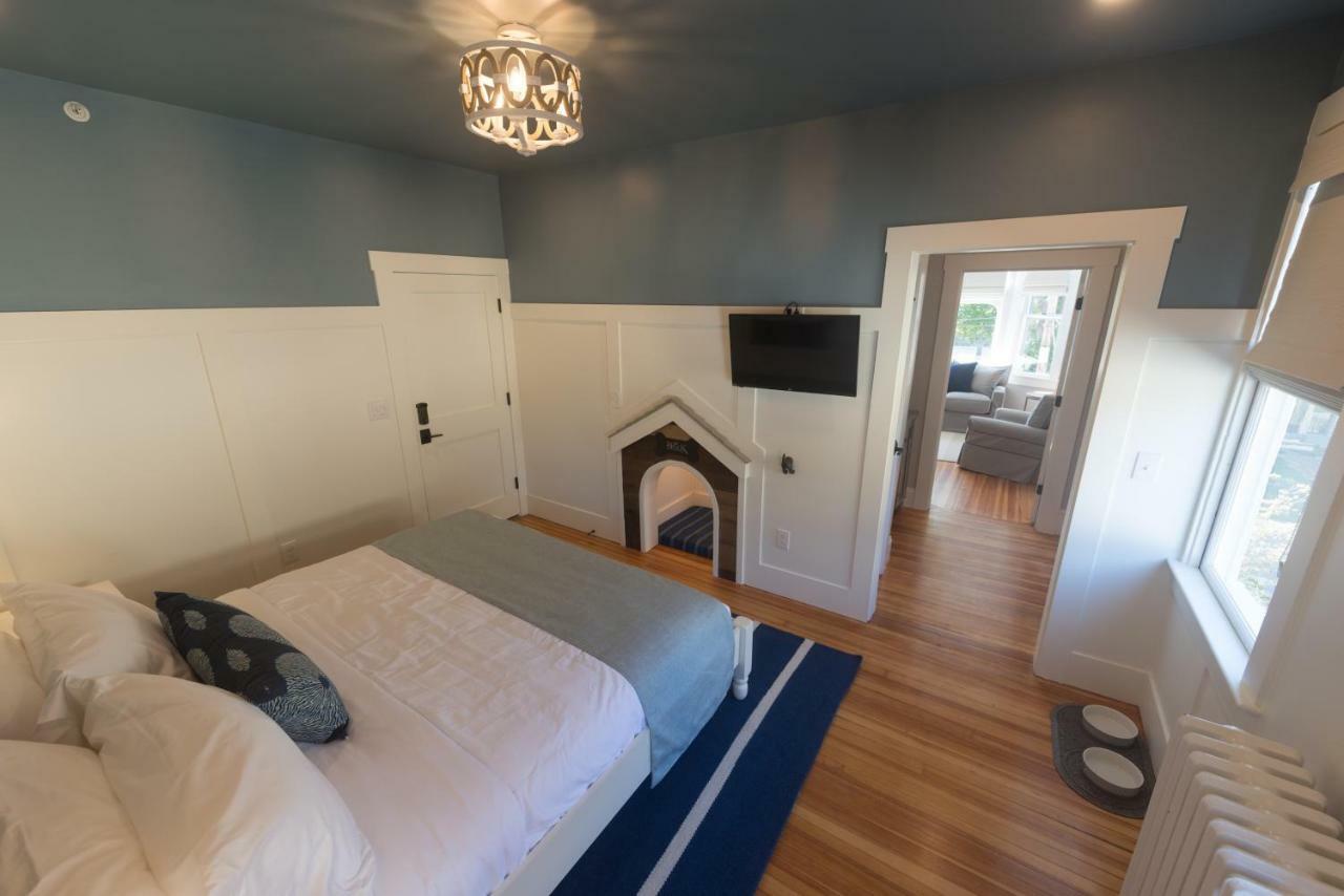 Bed & Breakfast Paws On Pelham (adults Only) 3*