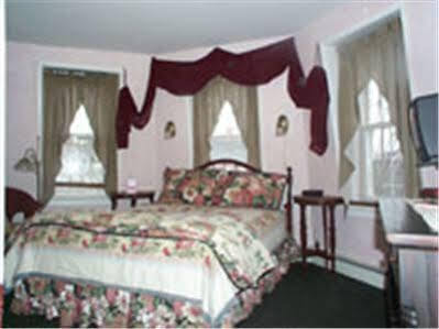 Fair Street Hotel