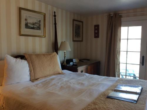 Samuel Durfee House Newport